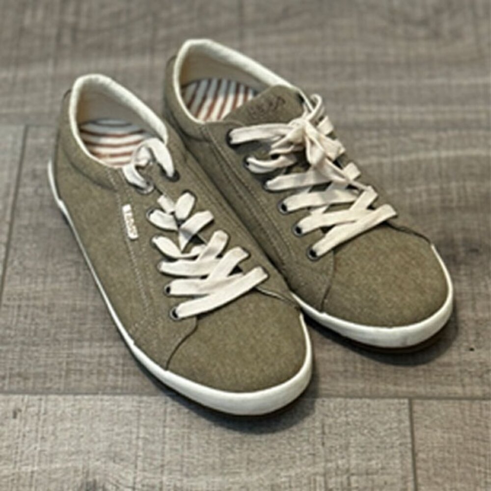 TAOS Star Khaki Shoes - SIZE 9